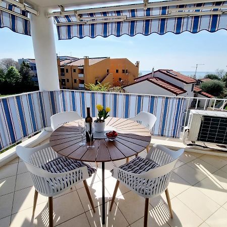 Sea View App Mirta Apartamento Umago Exterior foto
