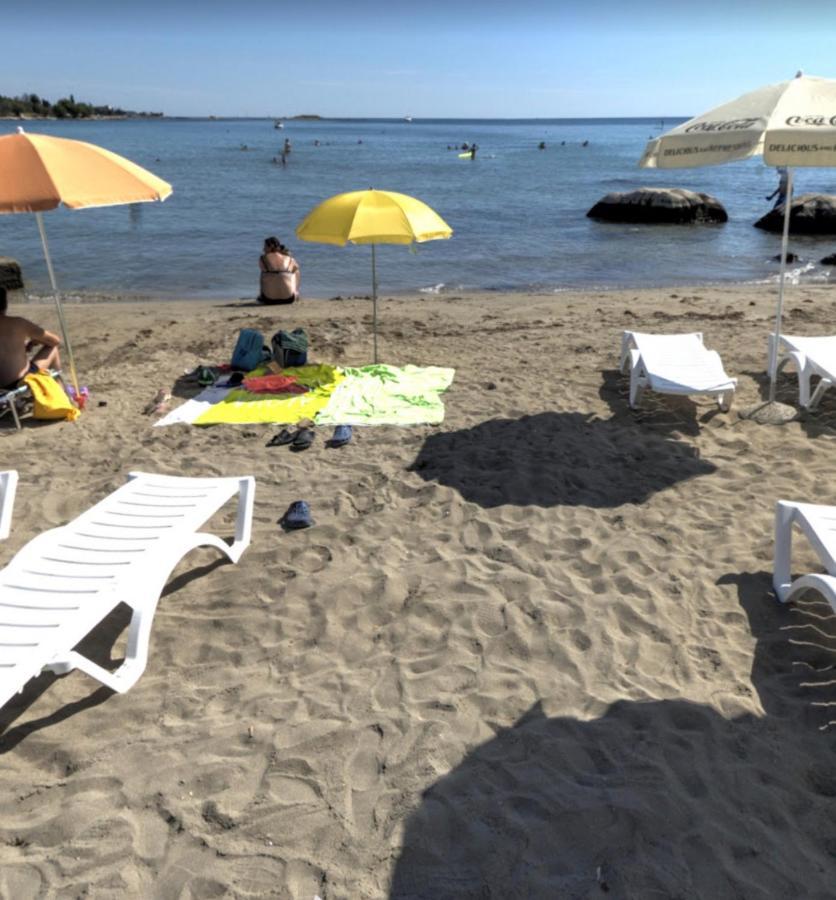 Sea View App Mirta Apartamento Umago Exterior foto